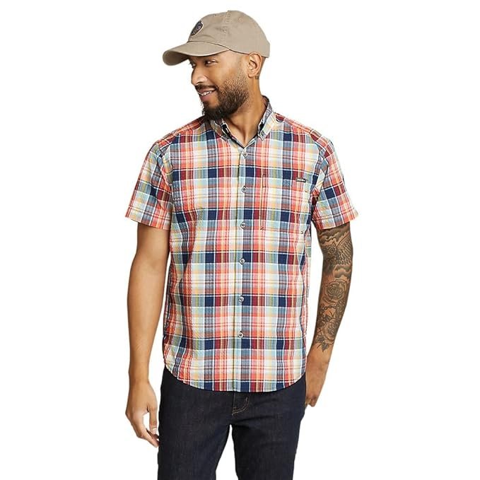 9-1.jpg Eddie Bauer Men's Pack It Seersucker Short-Sleeve Shirt - Image 1